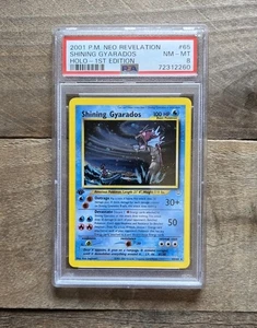 PSA 8 - 2001 Pokemon Neo Revelation 1ª Edición Shining Gyarados Holo #65/64 - Imagen 1 de 7