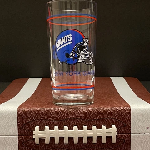 New York Giants Football Drinking Glass NFL Beverage Cup Super Bowl Eli Manning Cover