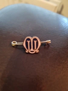 Vintage Enamel Mothers Union Pin Badge - Picture 1 of 3