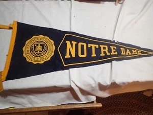 Banderín universitario de fieltro vintage de la Universidad de Notre Dame azul y amarillo - Imagen 1 de 7