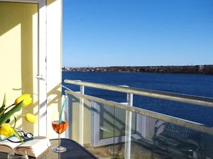⚓Heiligenhafen ⚓ Ostsee - Ferienwohnung - Balkon - Seeblick - Strand 50m - WLAN - Bild 1 von 10