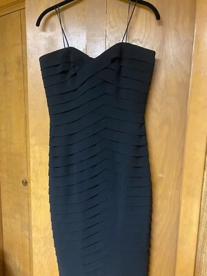 Vestido de cóctel Carmen Marc Valvo Wonens negro sin tirantes talla 10 Foto 1 de 4