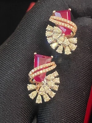 1.85 Cts Pear Round Shape Natural Diamonds Party Screw Stud Earrings In 14K Gold - Image 1 of 4