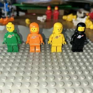 Lego Classic Space Orange Green Yellow Black Spaceman Minifigure - Picture 1 of 10