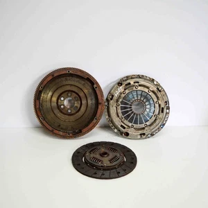 VW GOLF VI 5K1 Kupplungssatz 03C141031F 03C141025M 1.4 Benzin 90kw 2012 4269791 - Picture 1 of 5