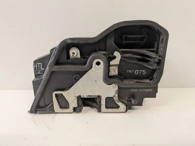 Serrure de porte arrière gauche BMW Série 1 3 5 6 E87 E60 E60N E61 E63 7167075 - Photo 1/4
