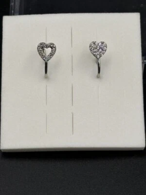 Due Piercing finto per il naso NO FORO in Acciaio chirurgico con veri zirconi - Immagine 1 di 4