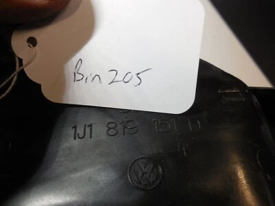 Volkswagen Beetle 1998-2010 ventilación de conducto de aire convertible central delantero 1J1 819 151 D Foto 1 de 4