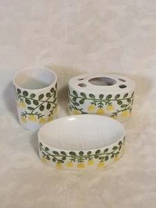 Vintage Yellow Tulip W Rice And Company 3 Piece Bathroom Set - Picture 1 of 12