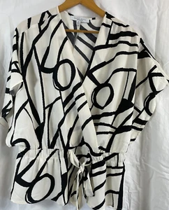 Sweet Rain Womens 2X Short Sleeve Top Blouse White Black V Neck Elastic Waist - Picture 1 of 7