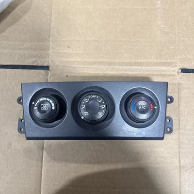 2007-2009 起亚索伦托交流加热器控制气候控制温度控制原始设备制造商 — 第 1/3 张图片