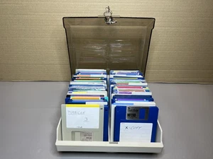 100 Stück Amiga Disketten in intakter Diskettenbox mit 2 Schlüssel - Afbeelding 1 van 10