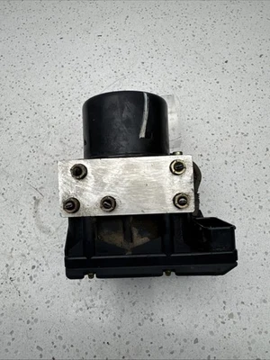 Módulo de bomba de freno ABS 2001-2003 Nissan Frontier Xterra 47660-7Z700 B510-10 Foto 1 de 4