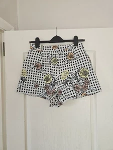 River Island Women's High-Waist Check Rose Print Shorts Size UK 8 - Picture 1 of 3