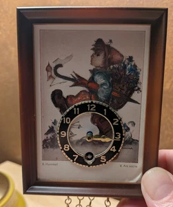 Vintage Hummel Wind Up Mini 4"x3" Wanduhr West Germany OHNE Schlüssel ohne Pendel - Bild 1 von 6