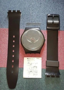 Reloj colgante de pared MAXI Swatch Volcano MGB114 1997 tamaño grande negro altura 83 pulgadas - Imagen 1 de 7