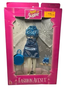 Barbie Fashion Avenue Teen Skipper Outfit 1997 Mattel #18379 NRFB Blue Shiny - Picture 1 of 6