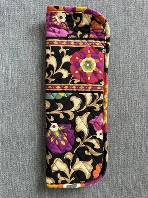 Vera Bradley Suzani quilted hot iron holder - Image 1 of 4