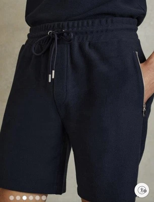 Хлопковые шорты с карманами Reiss XL темно-синие текстурированные на шнурке - Изображение 1 из 4