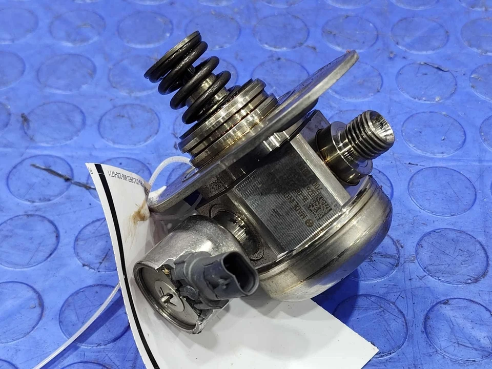 Bomba de combustível de injeção direta de alta pressão BMW Mini Cooper 2.0L fabricante de equipamento original 13517636881 - Imagem 1 de 4