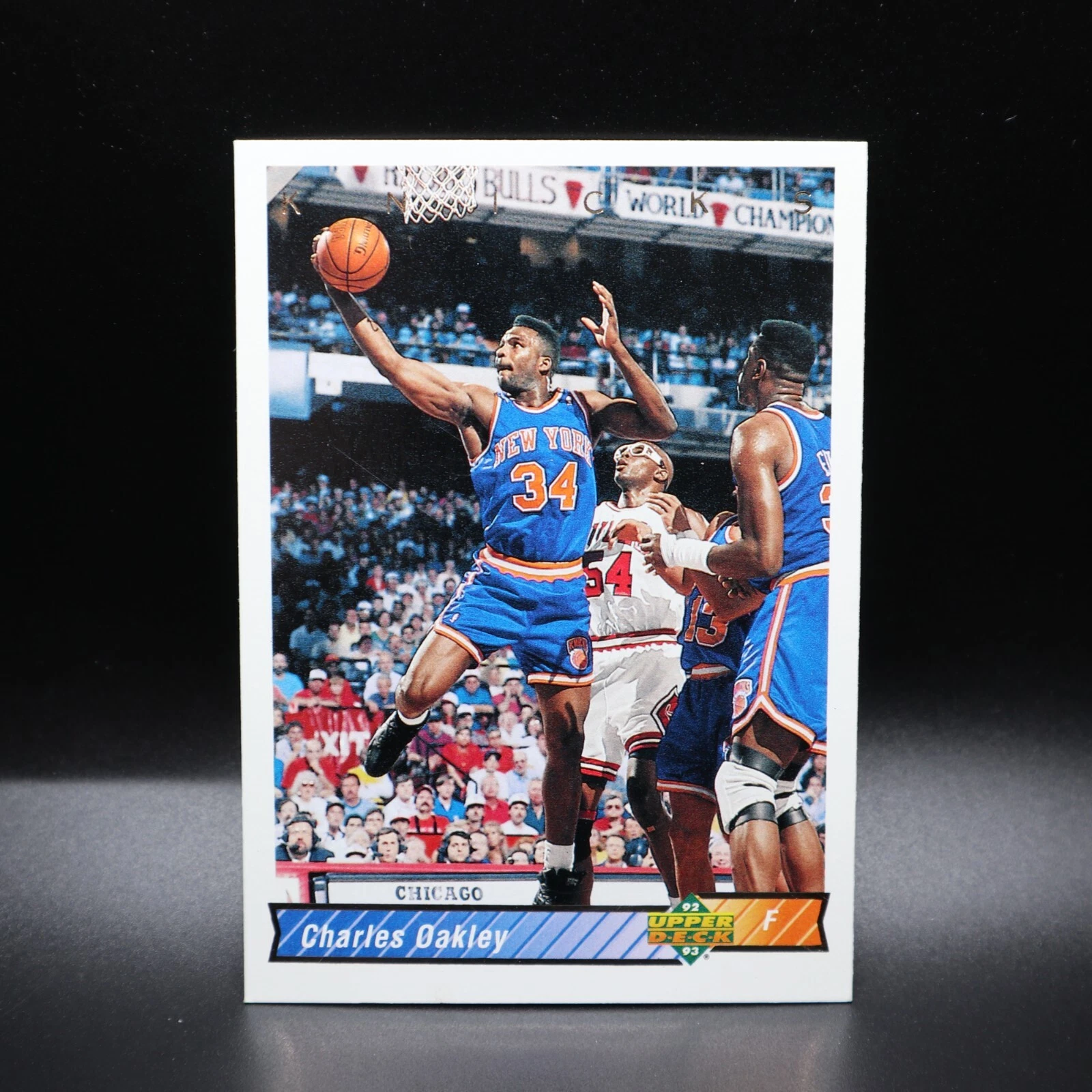 1992 Upper Deck #302 Charles Oakley Very Good New York Knicks NBA Basketball