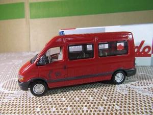 396Z Solido Hachette Renault Master 18 Firefighters 1999 Red 1:50 +Box - Picture 1 of 18