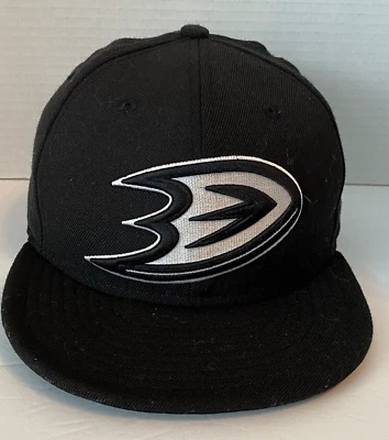 NHL Anaheim Ducks Black Fitted Size 7 Hat Embroidered Logos - Image 1 of 4