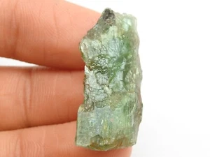 Green Kyanite Natural Crystal Rough 33X14X7 MM Minerals Loose Stone - Picture 1 of 8