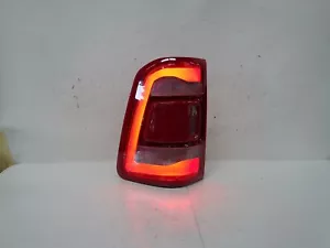 Dodge Ram 1500 2019-2021 OEM luz trasera LED izquierda con moldura roja sin punto ciego Z3 - Imagen 1 de 12
