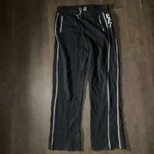 Emporio Armani Herren Noue Hose Größe XL - Bild 1 von 6