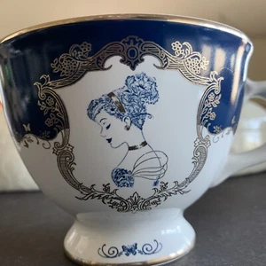 DISNEY PARKS CINDERELLA TASSE BLAUER SCHUH - Bild 1 von 8