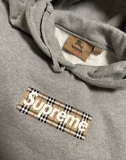 Supreme SS22 Week 3 X Burberry Sweatshirt/ Heather grey / Size L