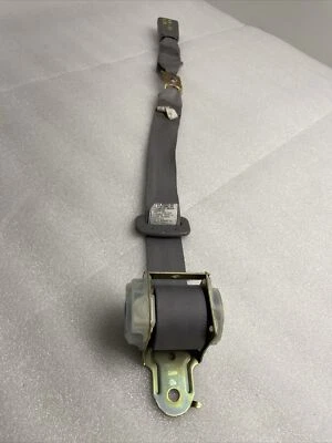 2004-2008 Toyota Corolla Rear Center Seat Belt Retractor OEM Foto 1 de 4