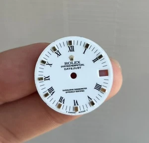 AUTHENTIC ROLEX DATEJUST 31MM WHITE ROMAN DIAL W/ GOLD INDEX 68274 MID-SIZE - Picture 1 of 2