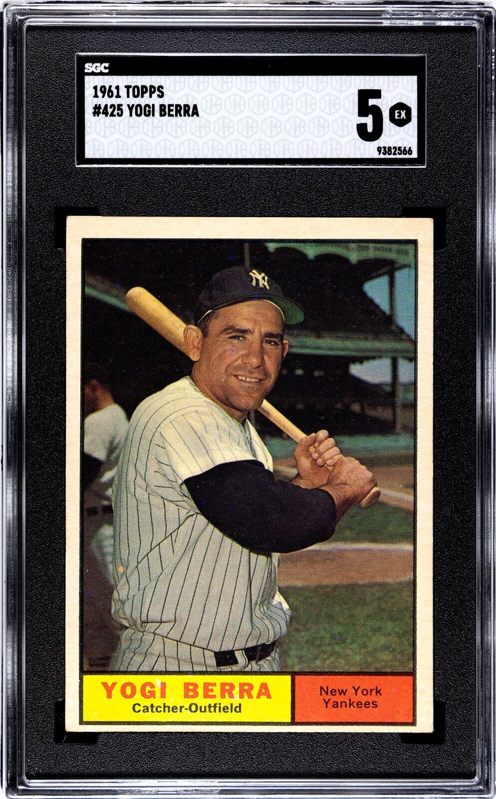 SGC 5 1961 Topps #425 Yogi Berra HOF New York Yankees No Reserve