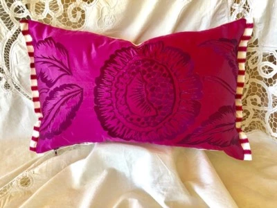 DESIGNERS GUILD FABRIC ASTRAKHAN MAGENTA EMBROIDERY DESIGN BEADS REVERSE 24x12" - Image 1 of 2