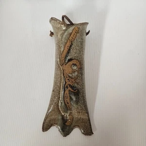 Primitive Handmade Pottery Art Hanging Wall Pocket/Match Holder VTG Handpainted - Picture 1 of 8