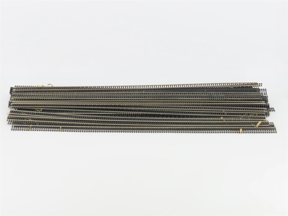 LOT of 70+ HO Scale Atlas Code 100 36" Straight Flex Track Pieces  - Image 1 of 4