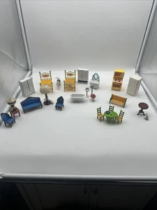 Lote de 26 piezas de muebles para casa de muñecas fundido a presión de metal Mattel The Littles 1980 de colección - Imagen 1 de 19