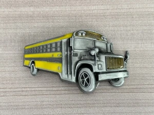 Gelbe Schulbus Gürtelschnalle 4" x 2,25" - Bild 1 von 2
