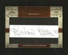 Richard Petty 2011 Leaf Legends of Sports Cut Auto #RP-5 Nascar Legend
