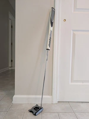 Cobra Agera Armlock Right-Handed Putter Silver/Black - Image 1 of 4