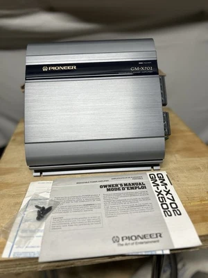 Amplificador de potencia automotriz OLD SCHOOL Pioneer GM-X702. NOS. Caja abierta nueva. Foto 1 de 4