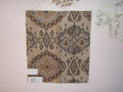 Lee Jofa, Colección Aerin, Bosham, Novedad Ikat, Rmnt 16"W X 18" L, Varios Clr Foto 1 de 3