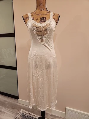 Vintage Women's Bari  Champagne Slip Peignoir  Lace Trim Size 32 Nightgown  - Image 1 of 4