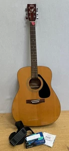 Yamaha F310 Acoustic Guitar - Picture 1 of 11