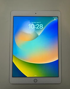 Apple iPad Pro 9.7" 2016 MLMW2CL/A 128 GB Silver Wi-Fi Only - Grade B+ - Picture 1 of 21