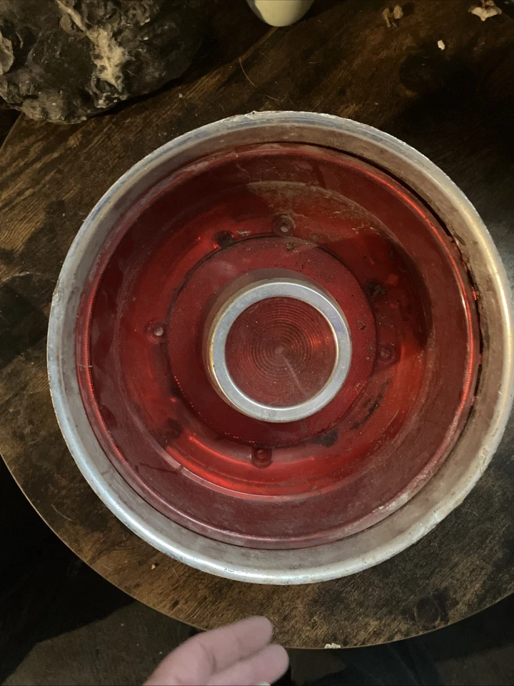 Lente de luz trasera Ford Galaxie 500 1963, SAE TSDB 63 AFD  Foto 1 de 2