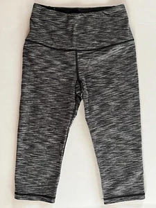 Pantaloni Victoria's Secret VSX Sport Knockout Capri leggings grigio erica taglia S crop - Foto 1 di 4