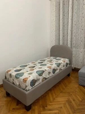 Letto singolo in ecopelle con contenitore + materasso in memory foam - Immagine 1 di 4